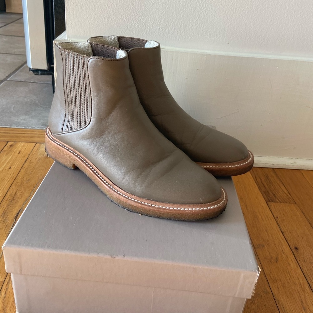 Booties Chelsea Boots